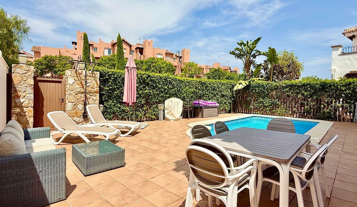 levante-properties-baron-villa-private-pool-west-facing-garden-mar-menor-golf-resort-01-scaled