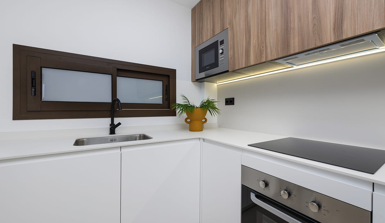 hh40379092-03-image-31