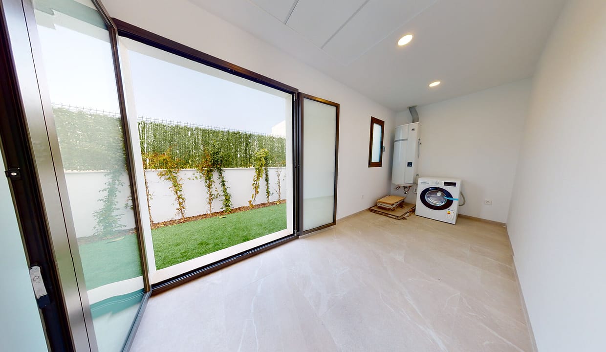 hh78014362-01-image-8