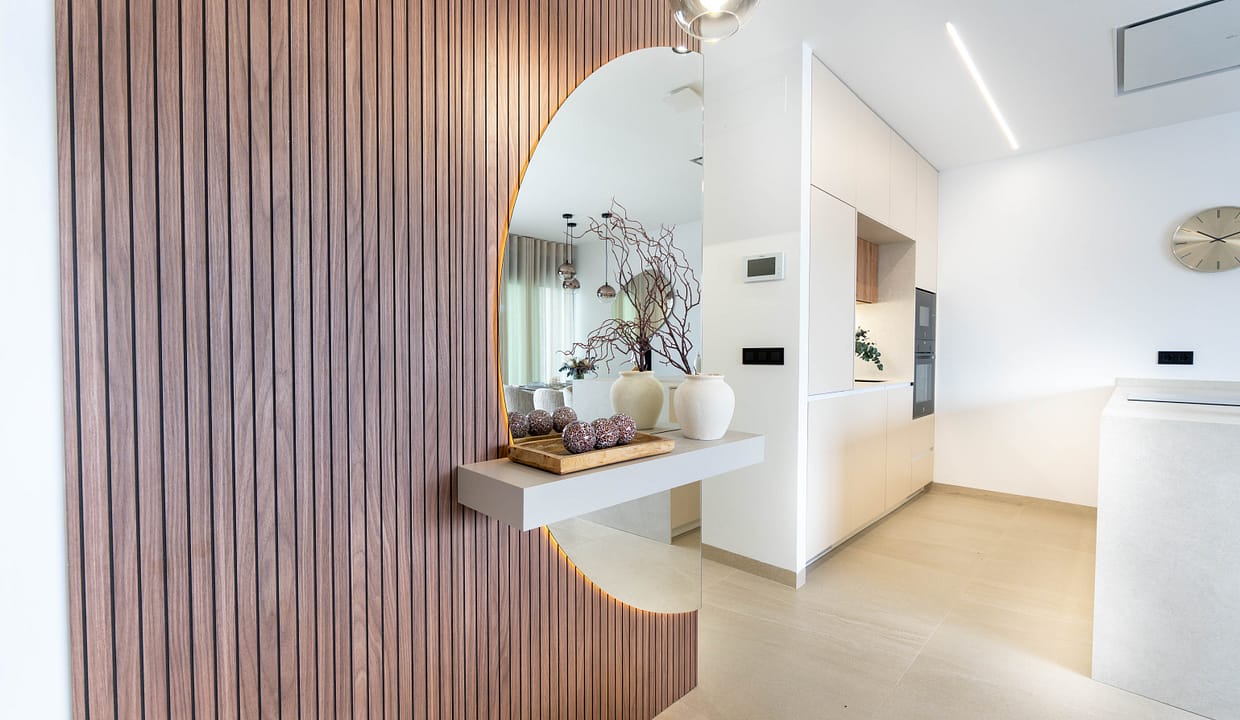 hh30892676-02-image-16