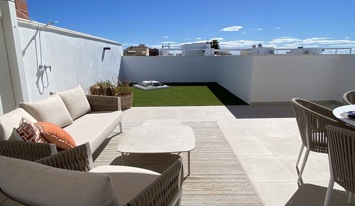 hh62773019-02-image-30