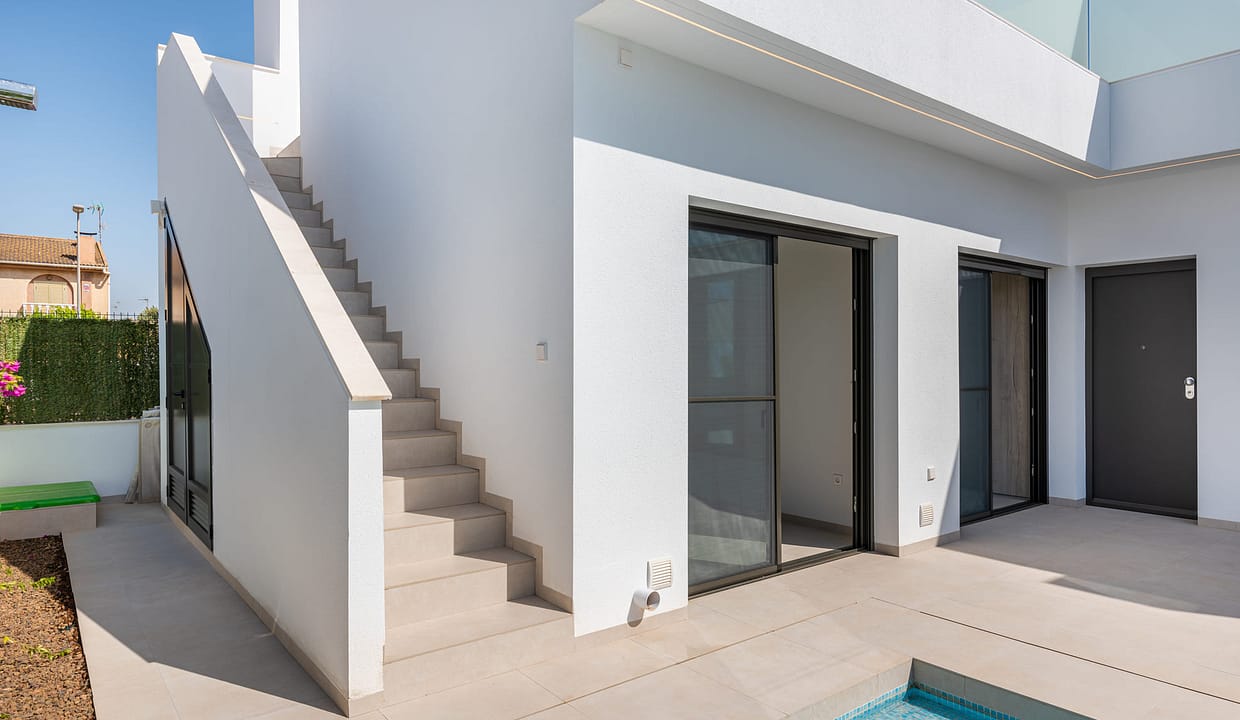 hh78014362-01-image-42