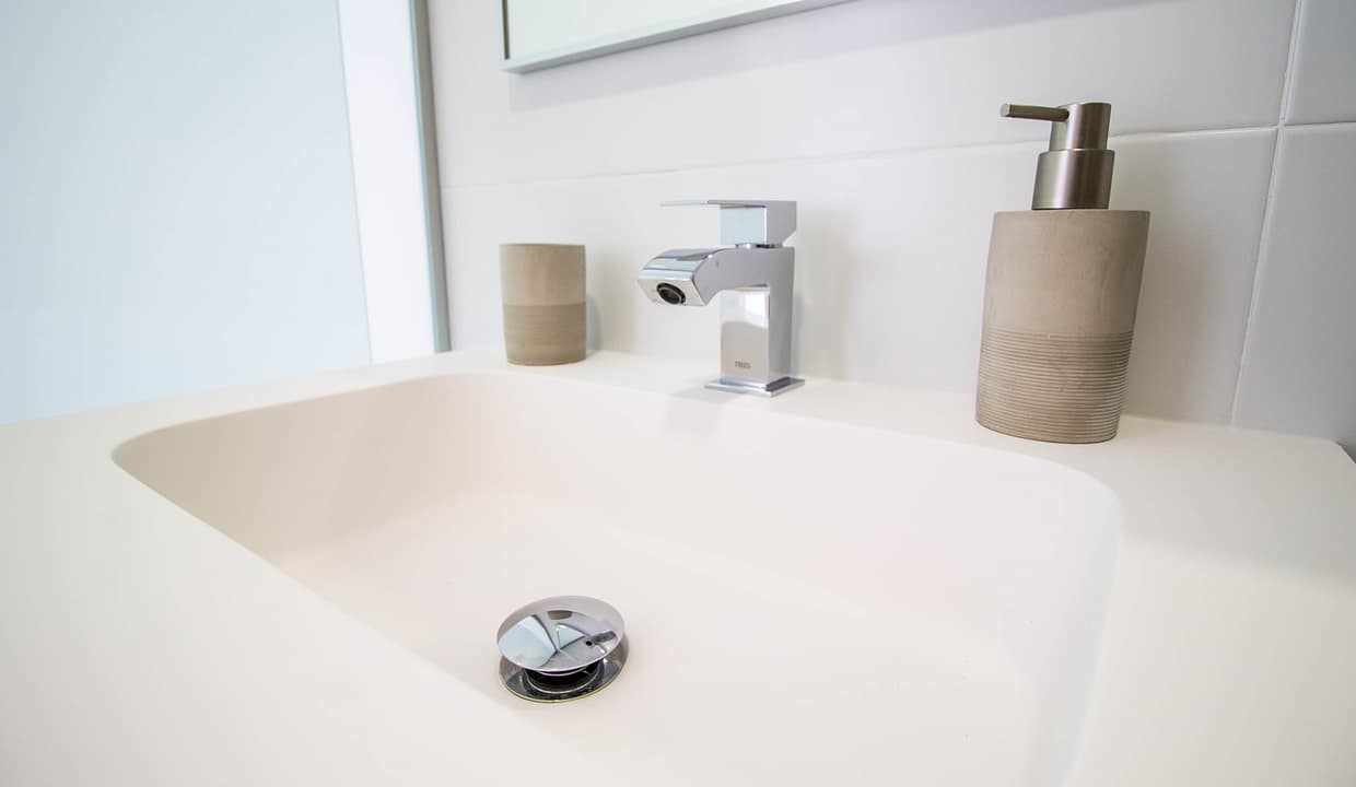 hh77216440-01-image-11