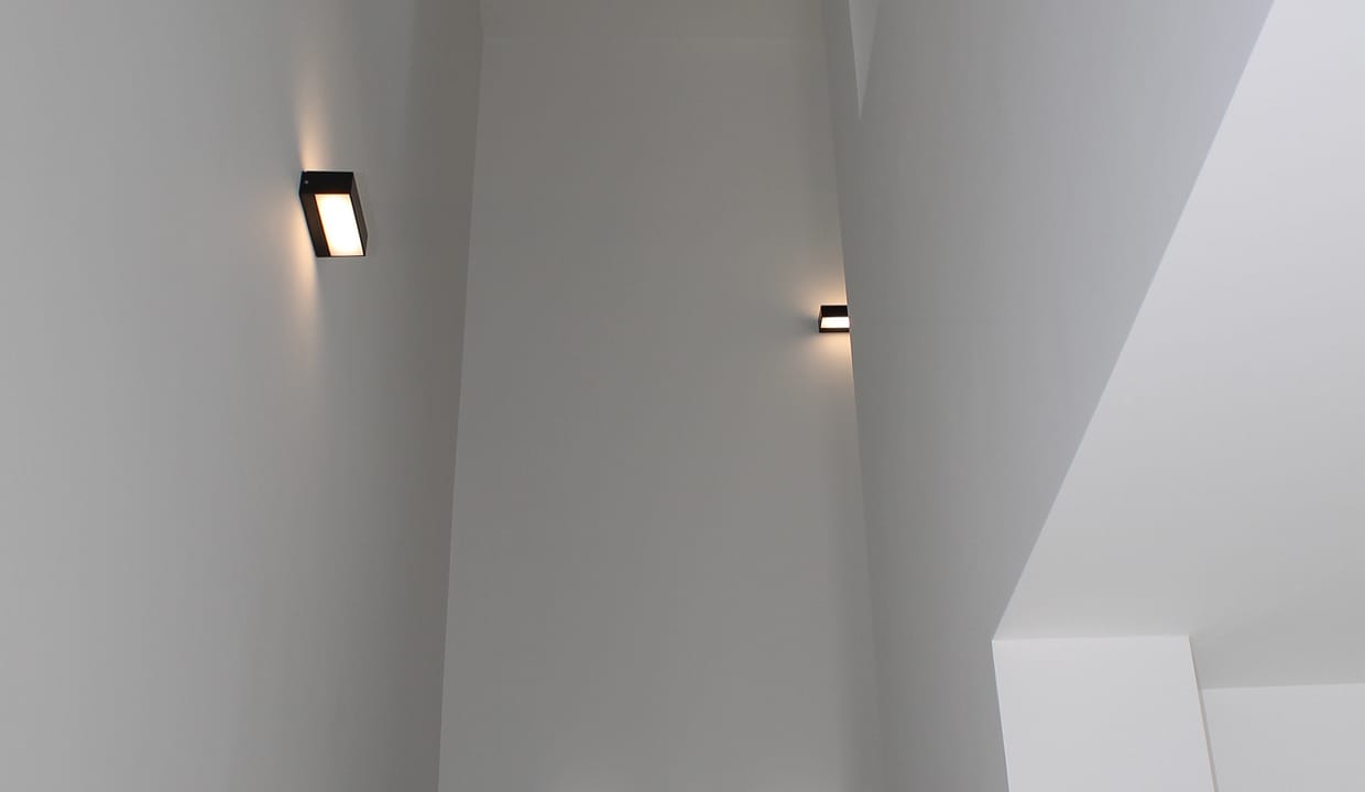 hh73940783-02-image-27