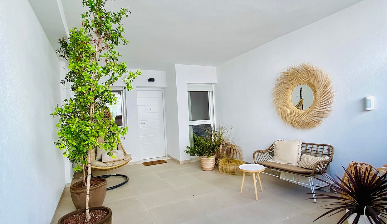 hh62773019-02-image-43