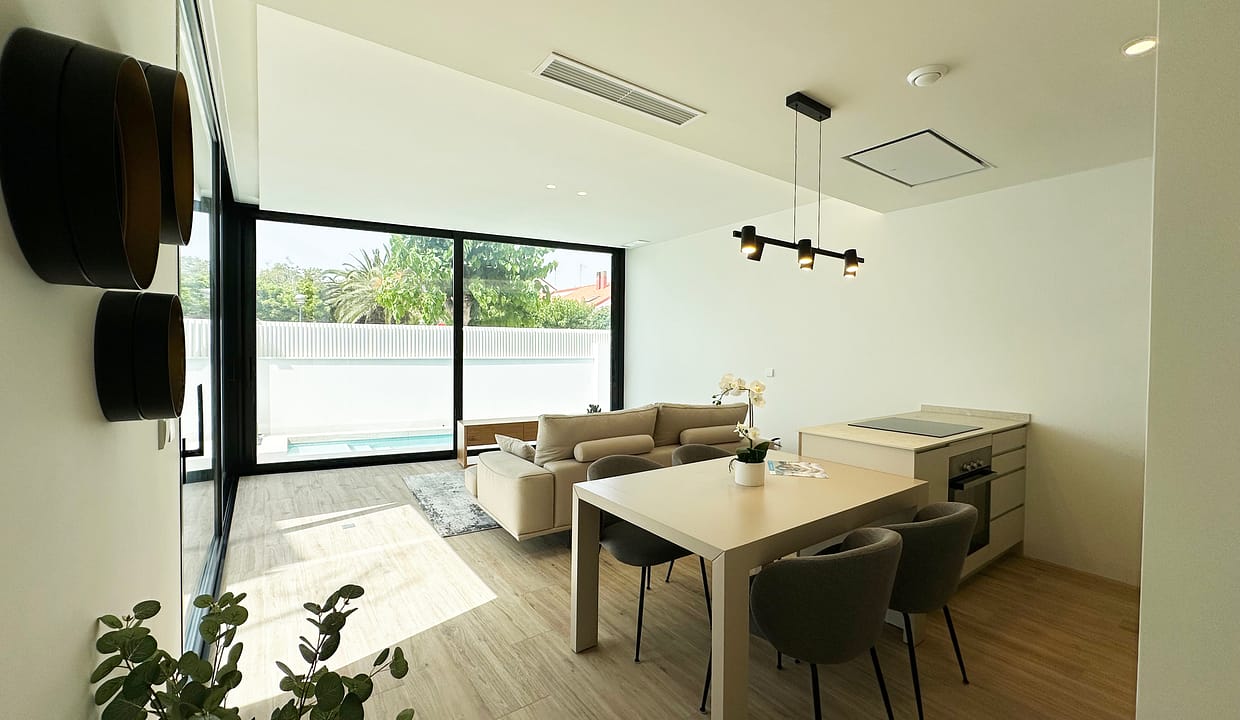 hh80182911-01-image-24