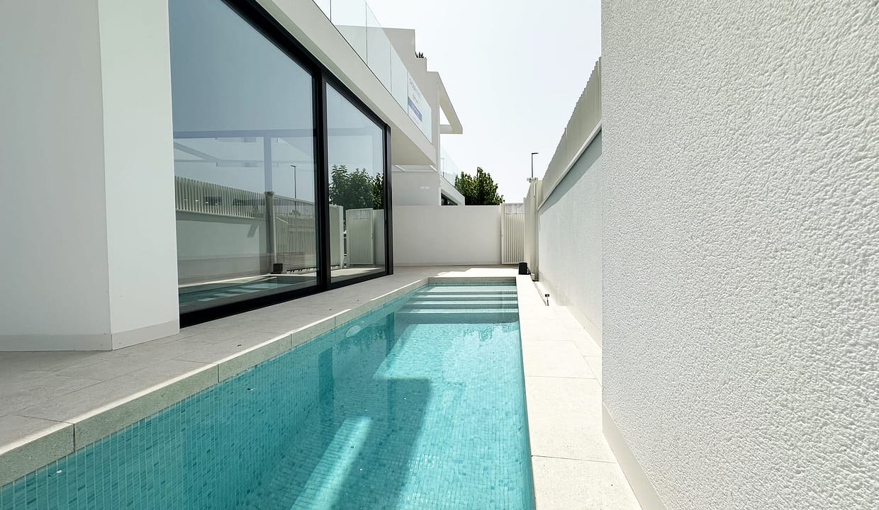 hh80182911-01-image-36