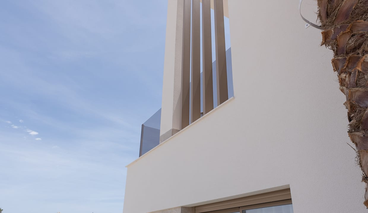 hh79676895-01-image-19