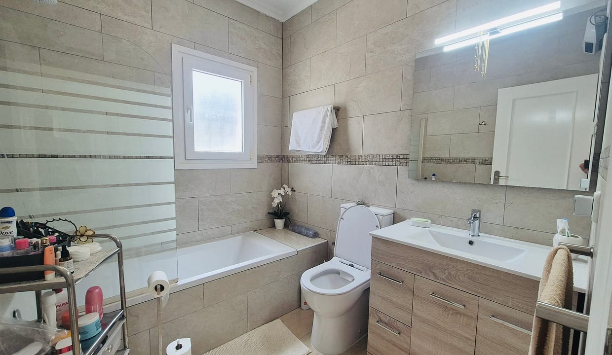 3 Bed, 2 Bath Detached Villa For Sale - Urbanisation Lo Santiago, Murcia 12