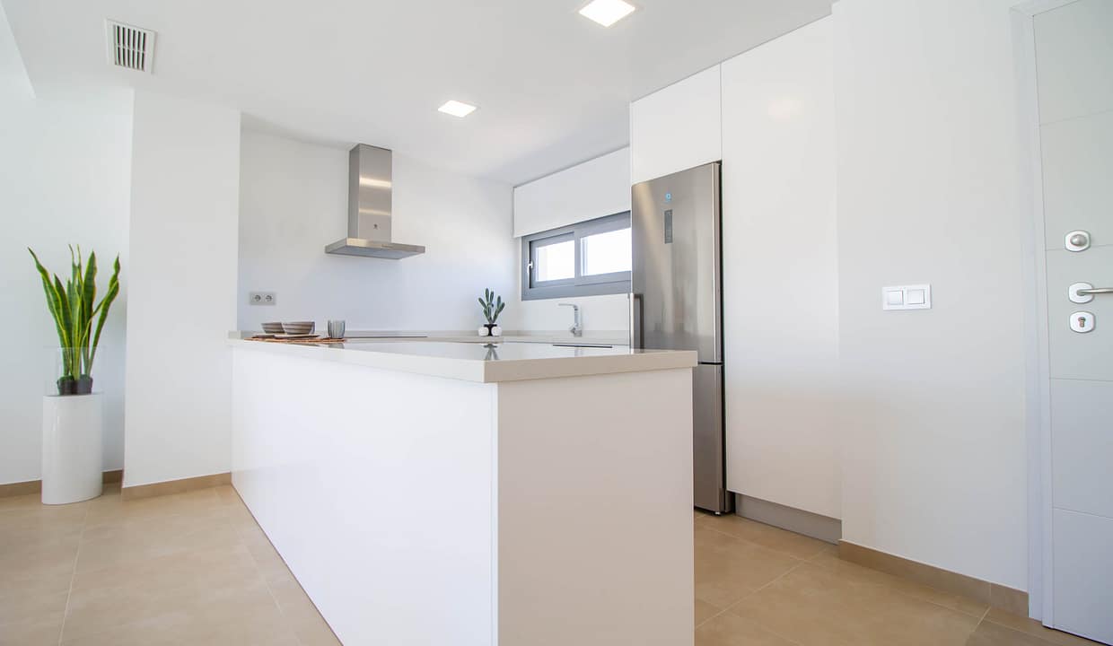 hh77216440-01-image-18