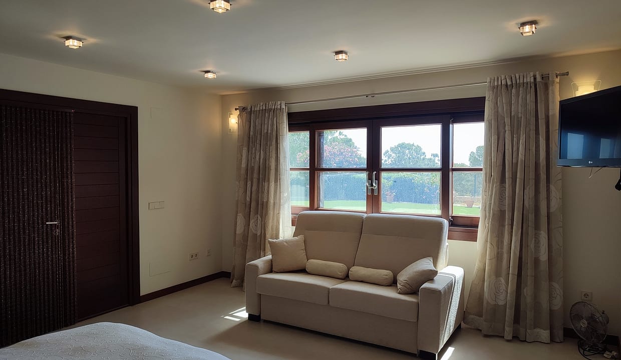 29934-villa-for-sale-in-peraleja-golf-resort-21114879-large