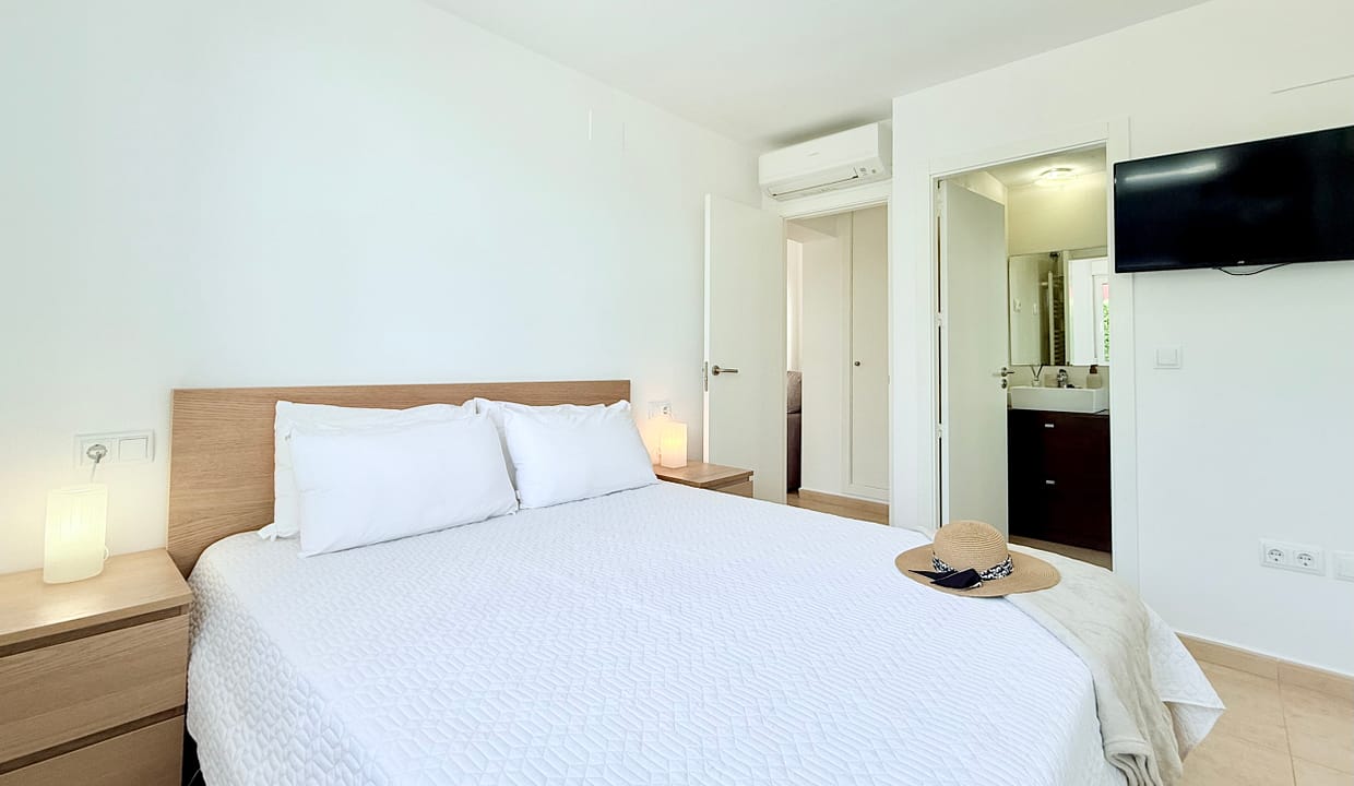 Photo-14-10-25-13-53-18-scaled