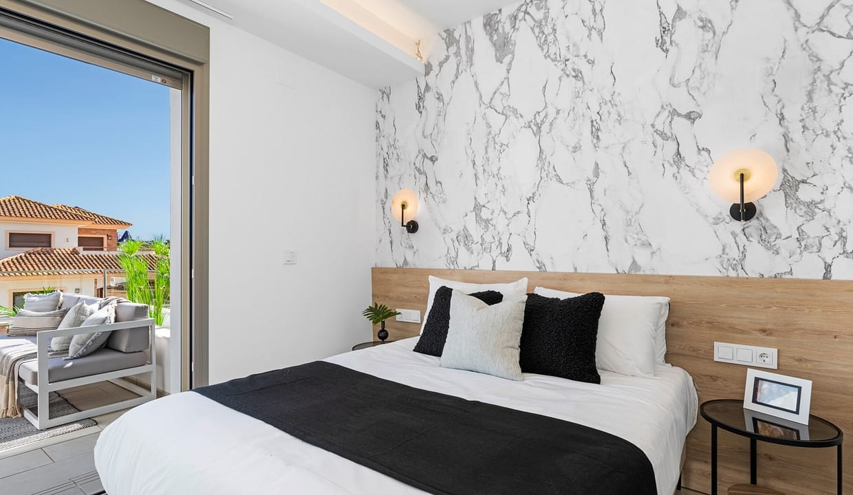 hh47987686-01-image-19