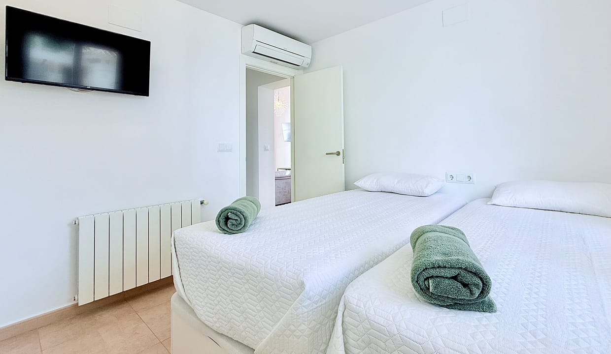 Photo-14-10-25-13-50-32-scaled