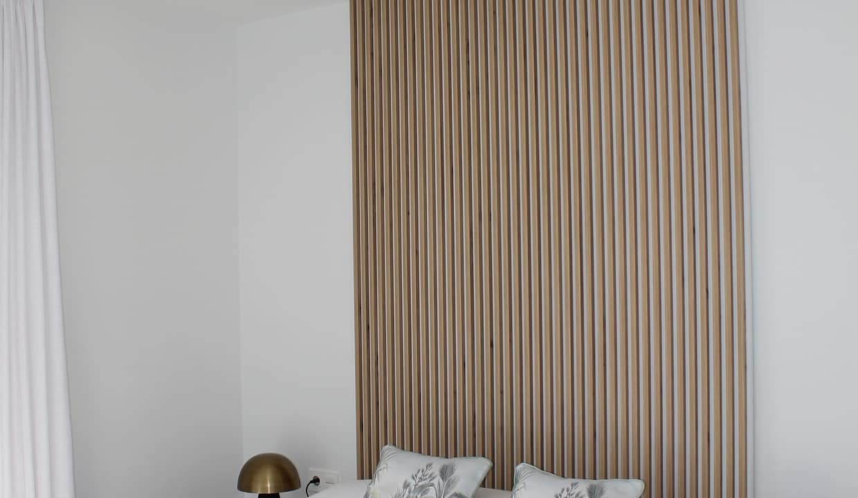 hh73940783-02-image-35