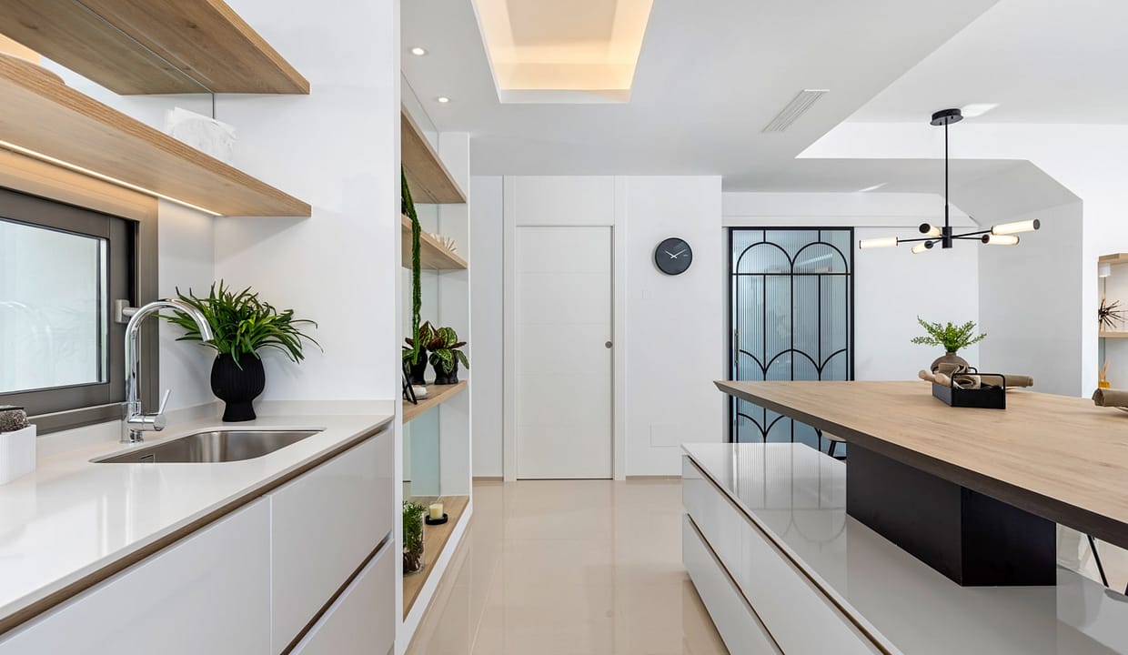 hh47987686-01-image-48