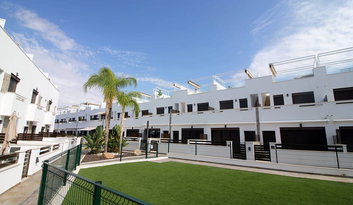 hh38832654-02-image-3