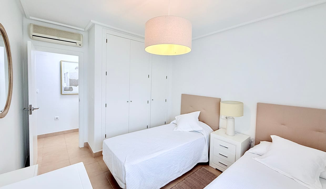 mar-menor-golf-resort-baron-villa-guest-bedroom-levante-properties-03-scaled