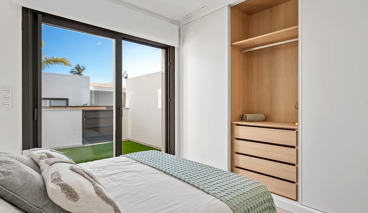 hh51332676-02-image-12