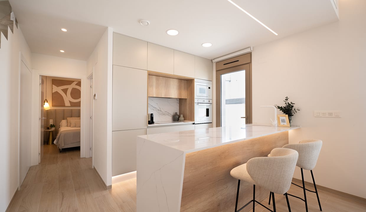 hh79676895-01-image-25