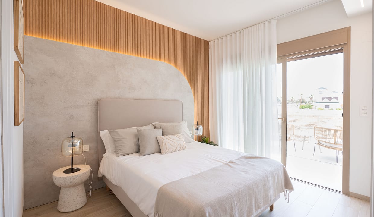 hh79676895-01-image-31