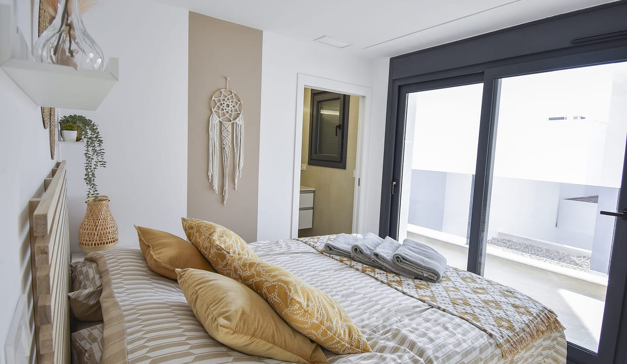 hh47196261-01-image-31