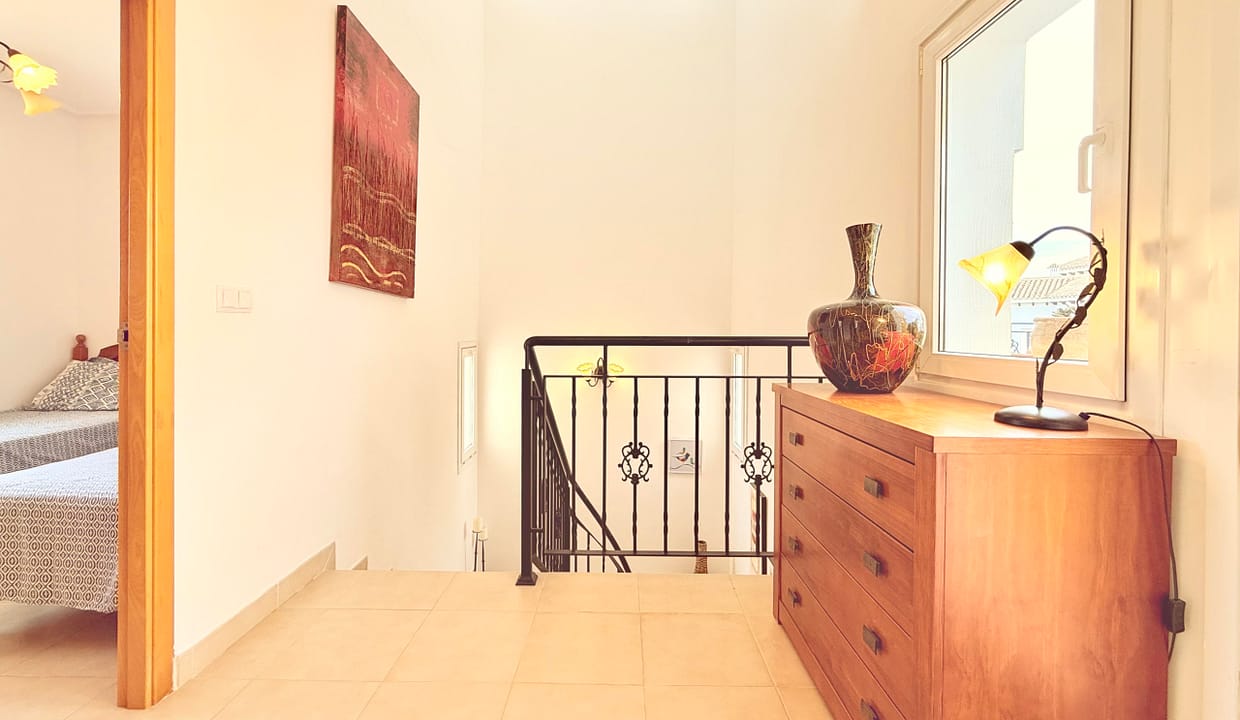 mar-menor-golf-resort-isla-grosa-staircase-interior-levante-properties-02-scaled