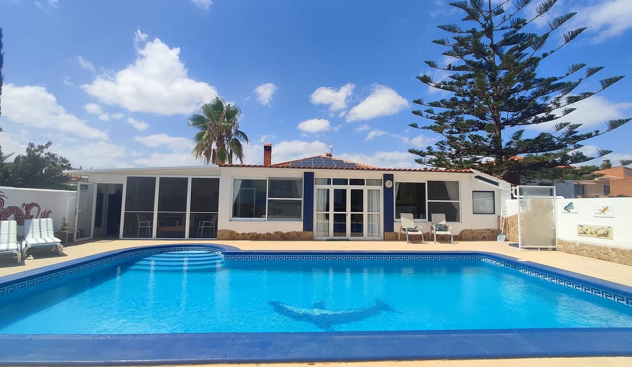 30207-villa-for-sale-in-gea-y-truyols-21854635-large