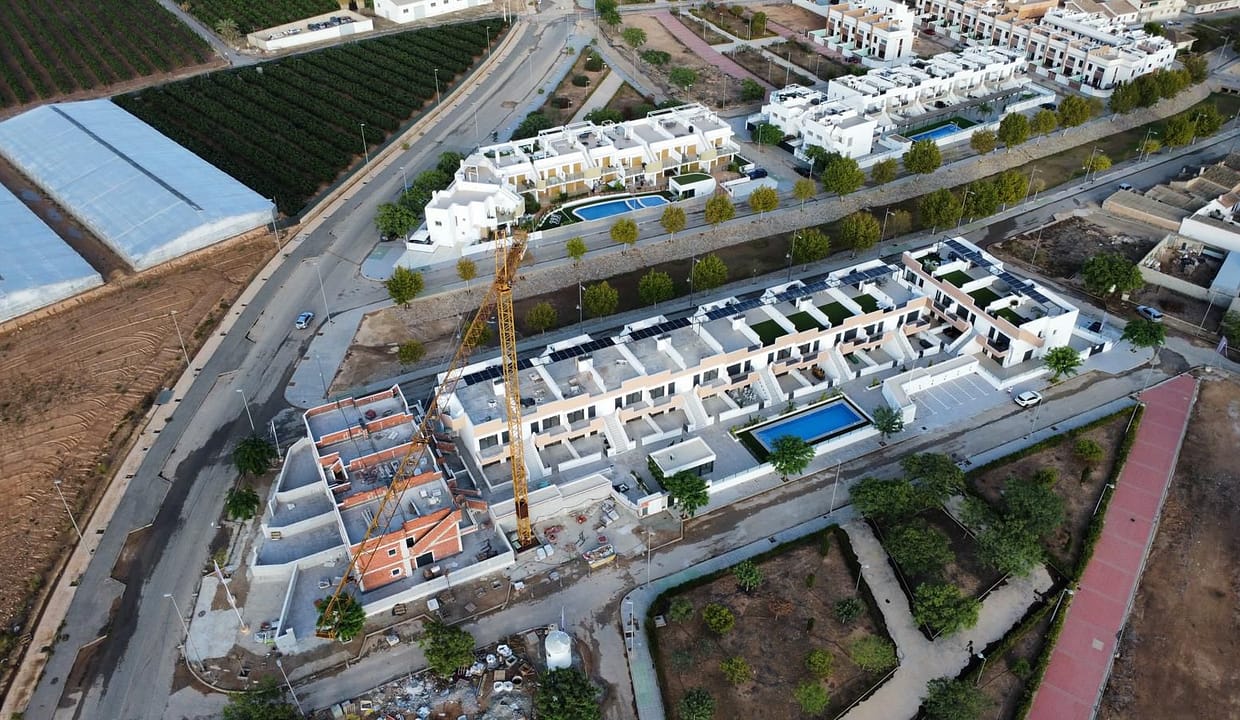 hh75810183-01-image-36