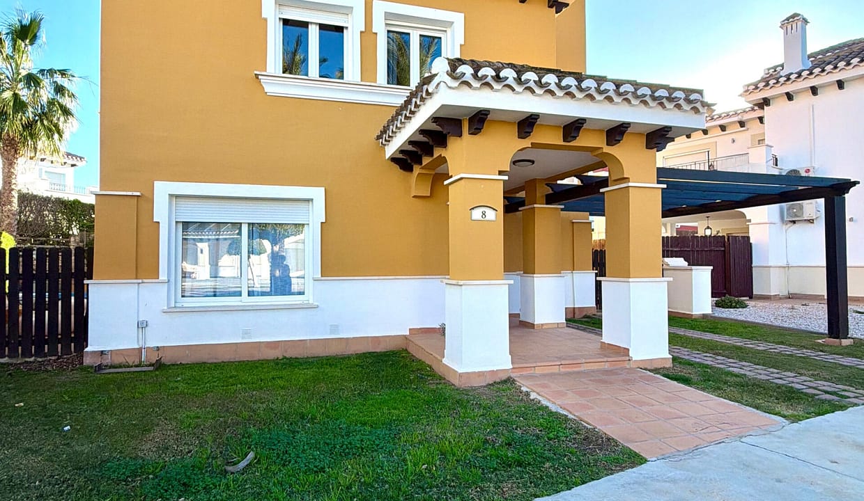 845b1c40-cd48-4a9f-aac4-200acc88cd86-scaled