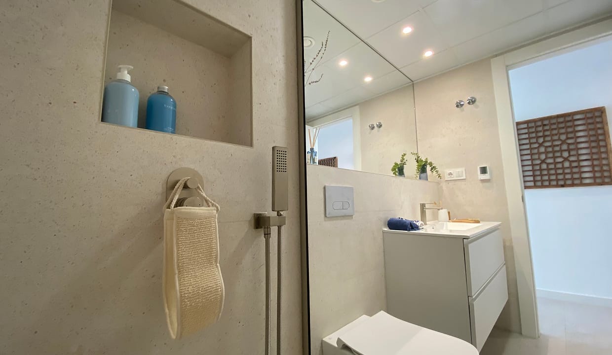 hh62773019-02-image-39