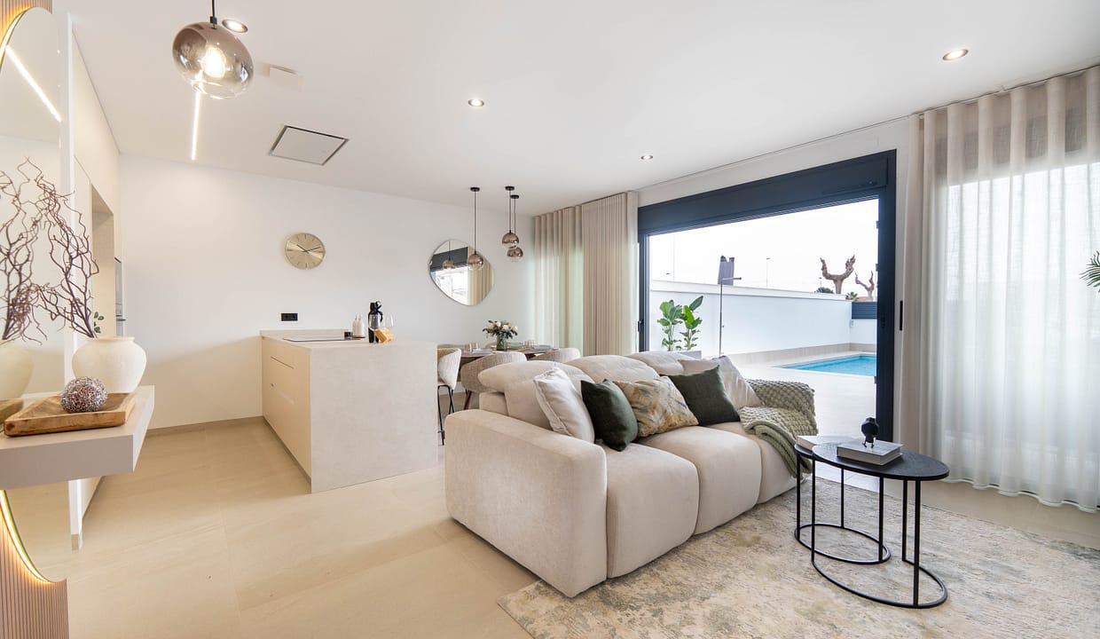 hh30892676-03-image-15