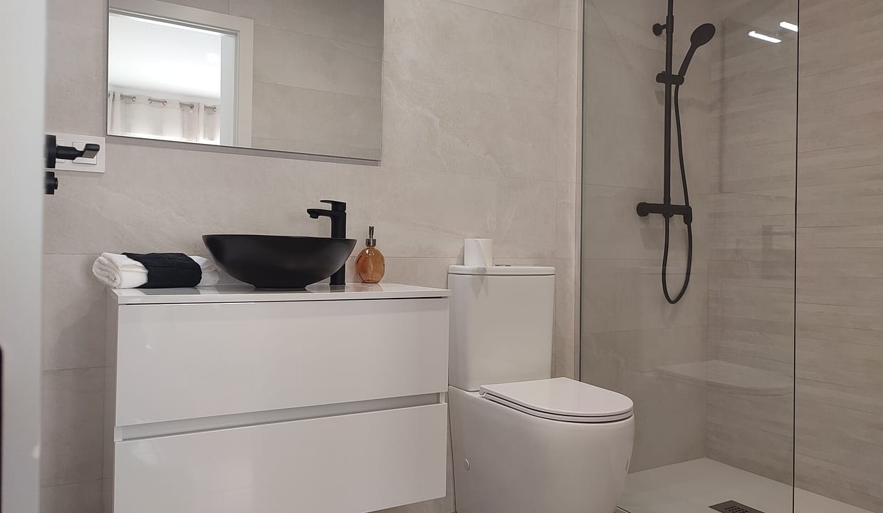 hh35370592-01-image-10