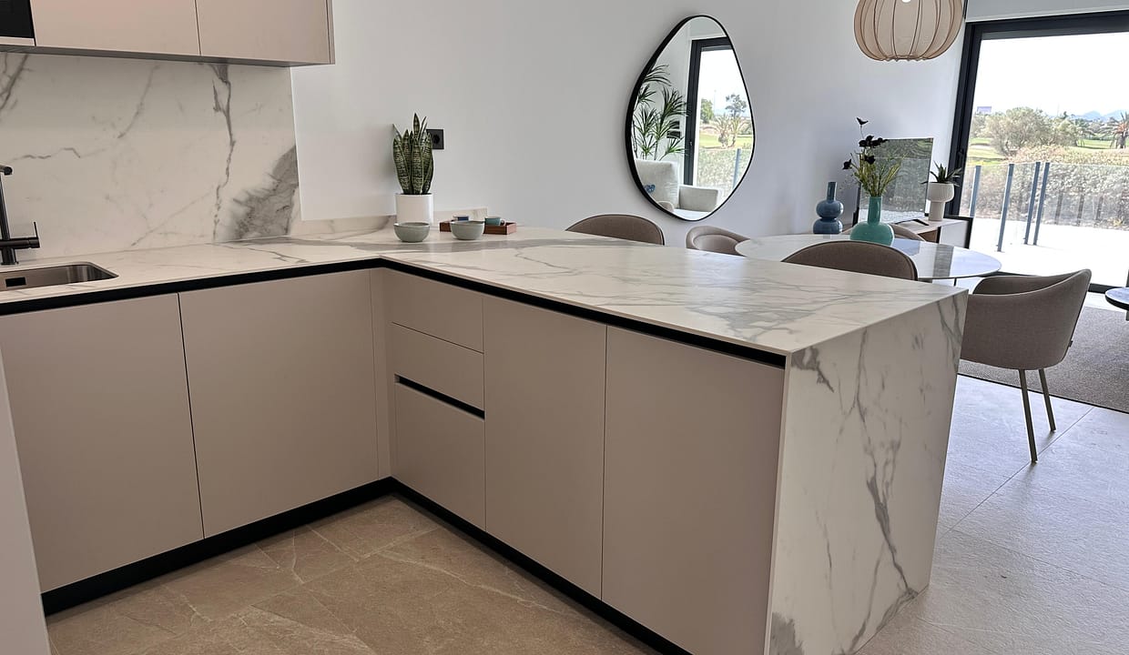 hh27415914-02-image-42