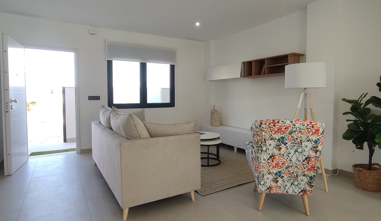 hh45094647-01-image-10