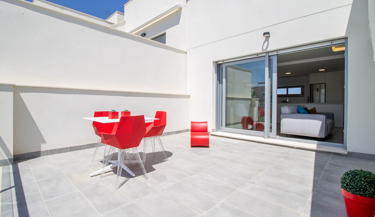 hh77216440-01-image-28