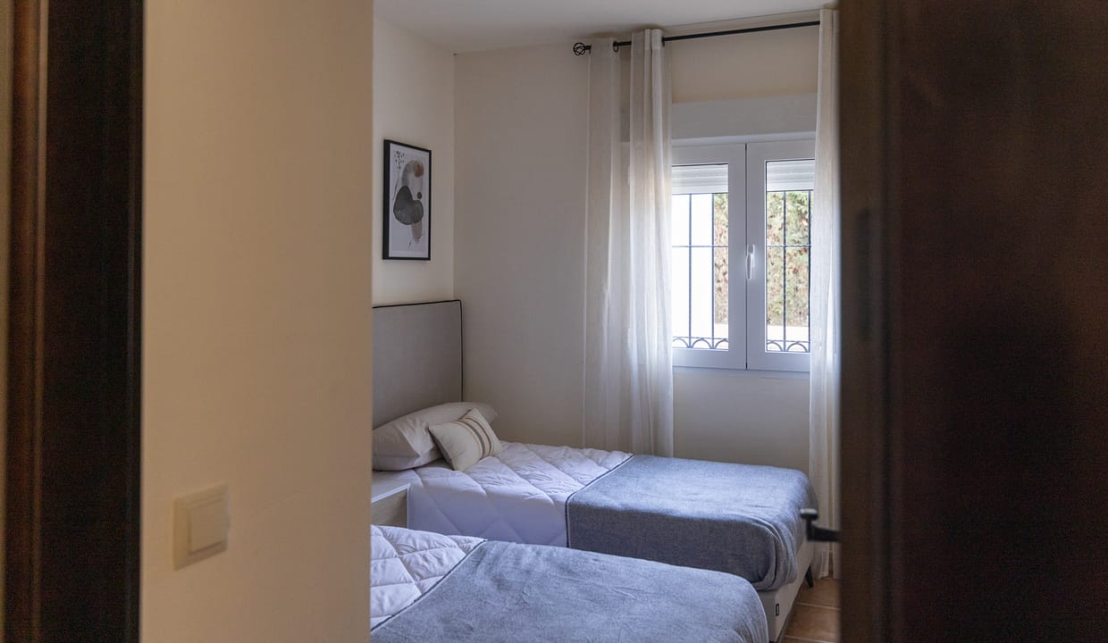 hh11470879-01-image-31