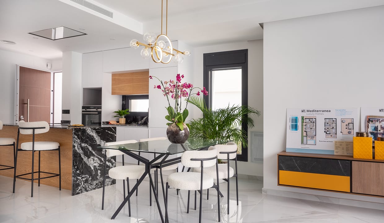 hh36297299-01-image-43