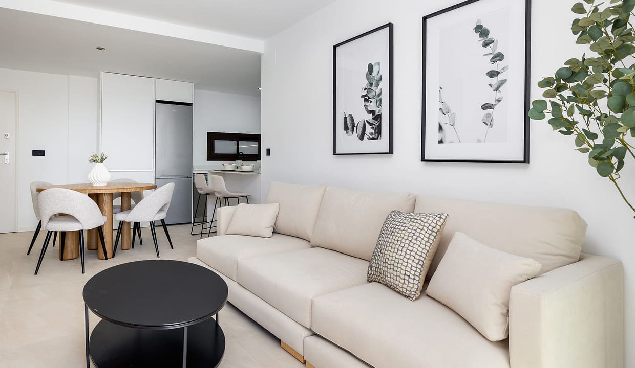 hh40379092-08-image-35