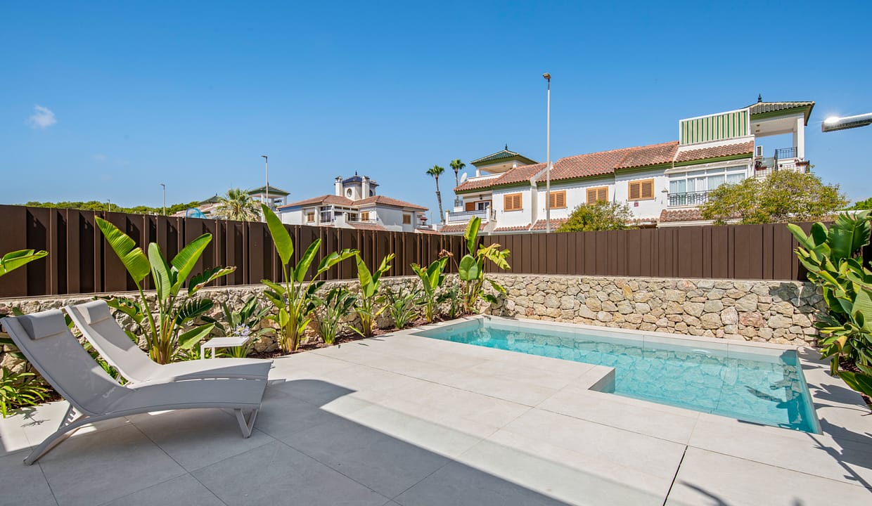 hh63389860-01-image-32