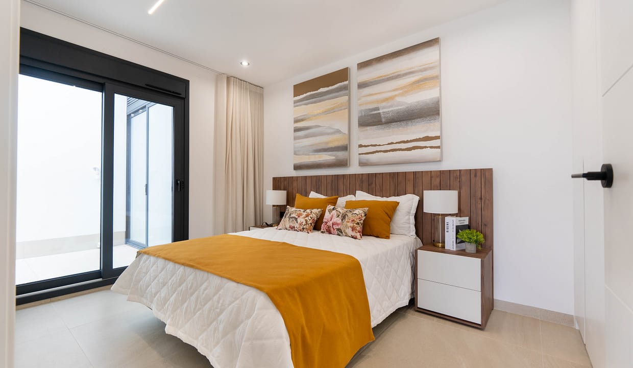 hh30892676-02-image-22