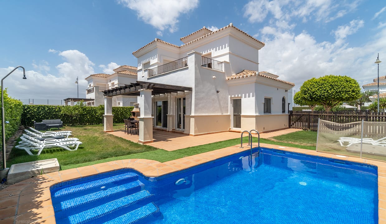 3 Bed, 3 Bath South Facing Enebro Villa For Sale - La Torre Golf Resort, Murcia 9