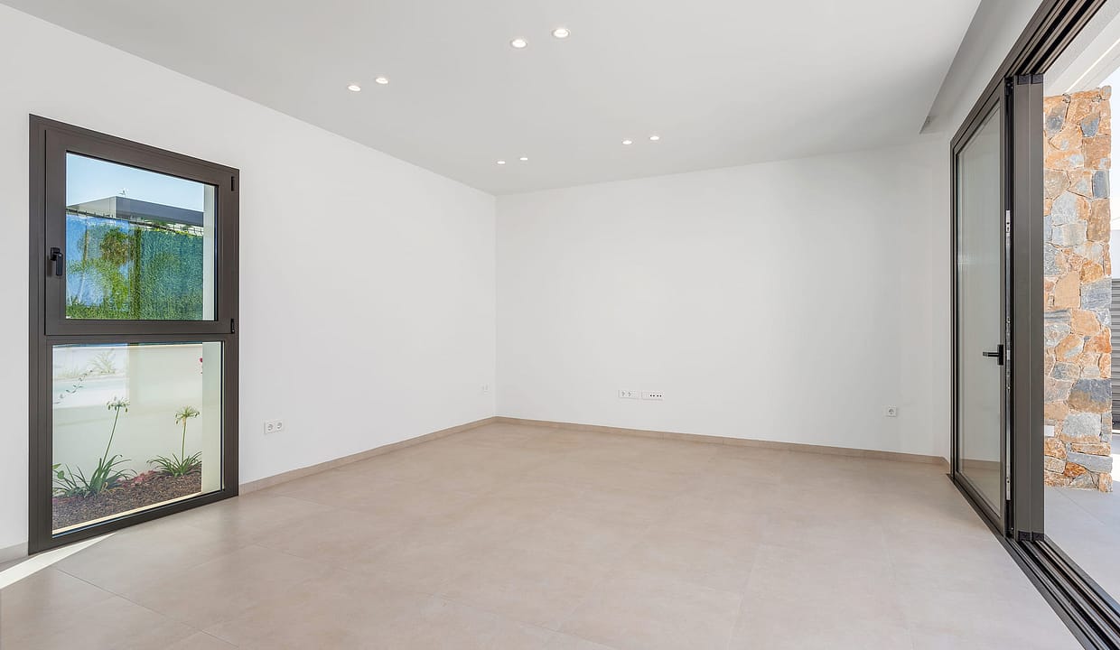 hh78014362-01-image-29