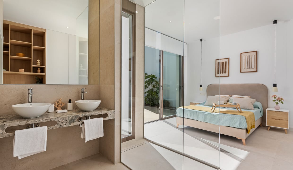 hh93378520-02-image-1