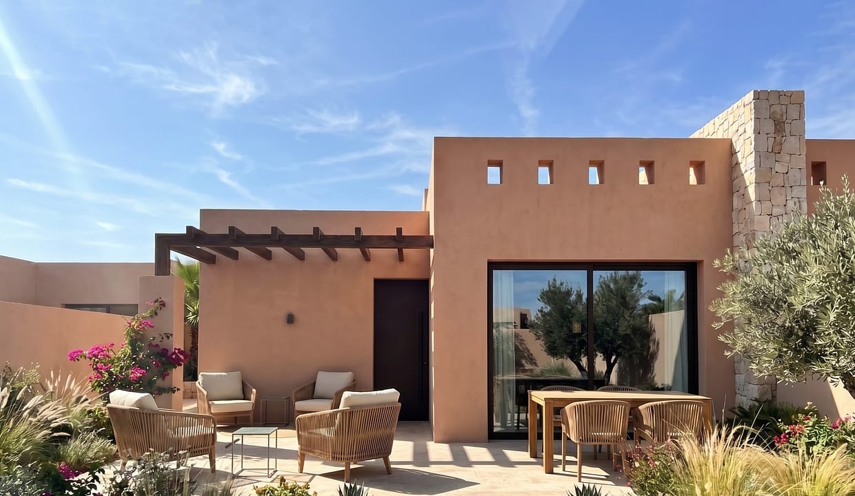 hh70655326-01-image-22