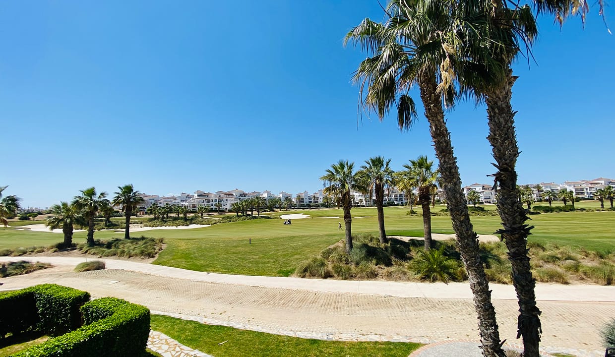 Photo 27-4-26, 14 52 34