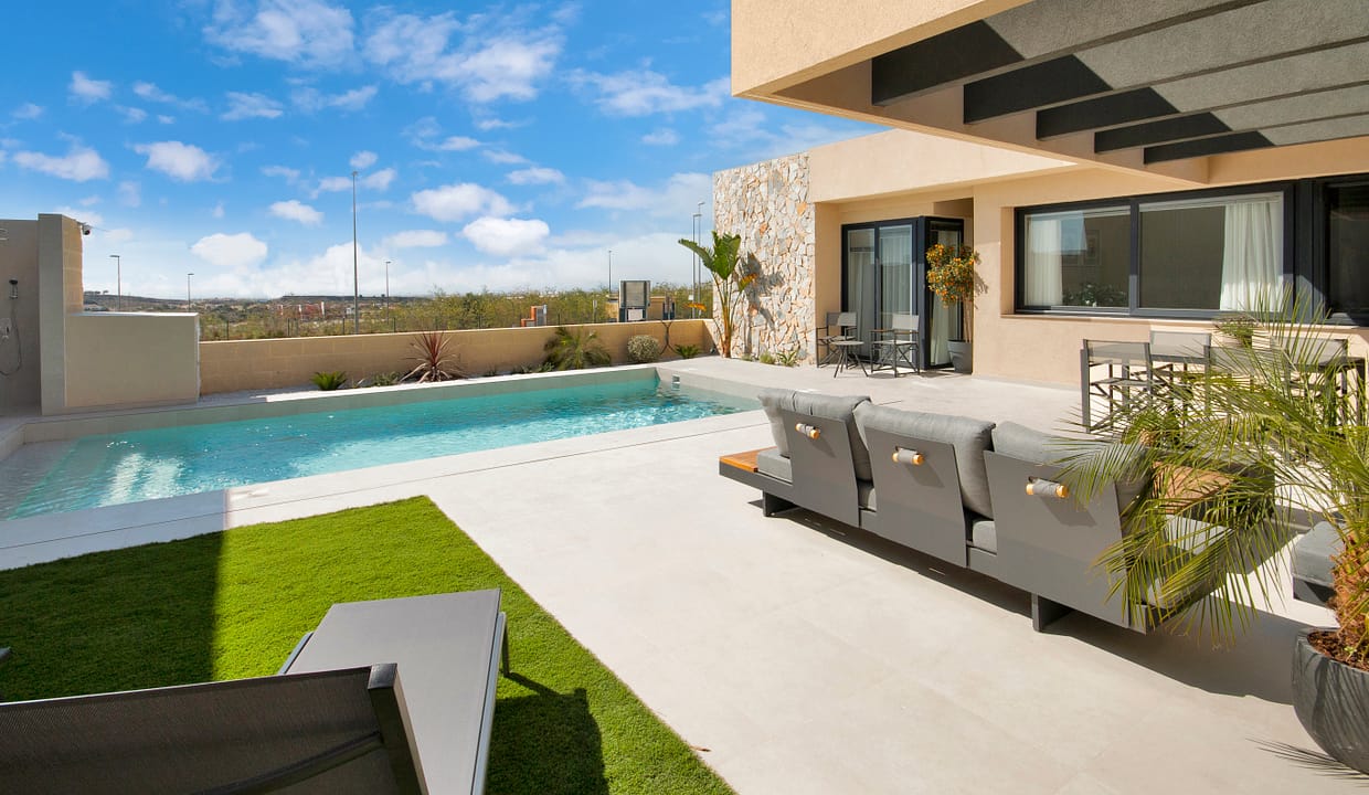 hh75131127-02-image-19