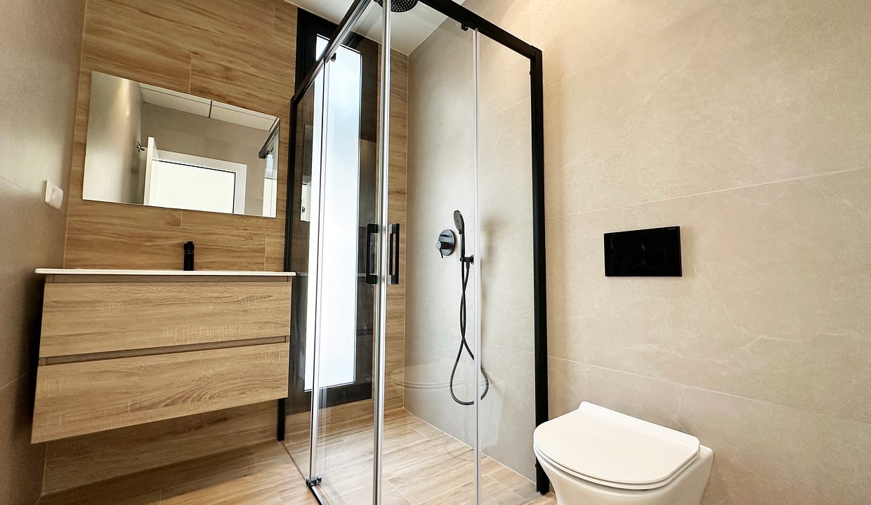 hh80182911-01-image-21