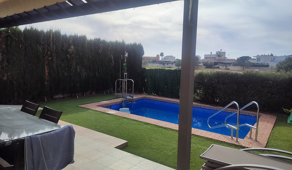 30751-villa-for-sale-in-peraleja-golf-resort-24475810-large