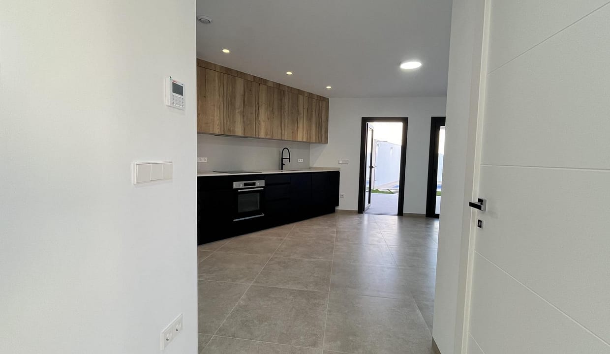 hh40814143-01-image-11